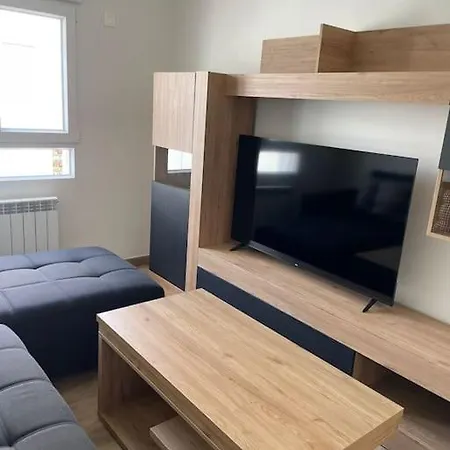Apartment Adoracte Mieres *
