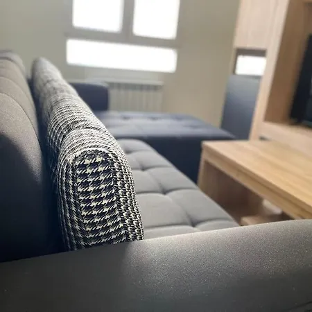 Apartment Adoracte Mieres *